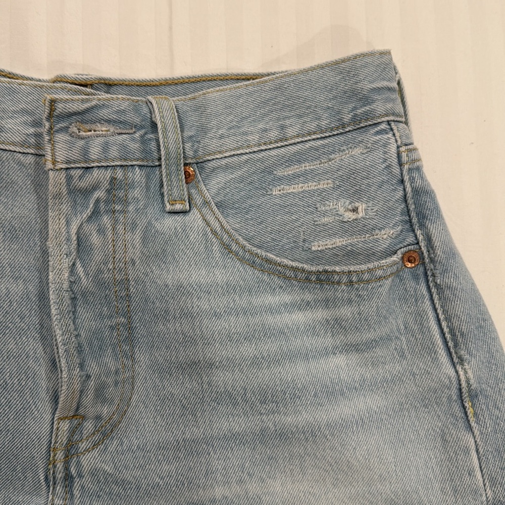 NWOT Levi’s 501 High Rise Denim Shorts - Picture 3 of 12